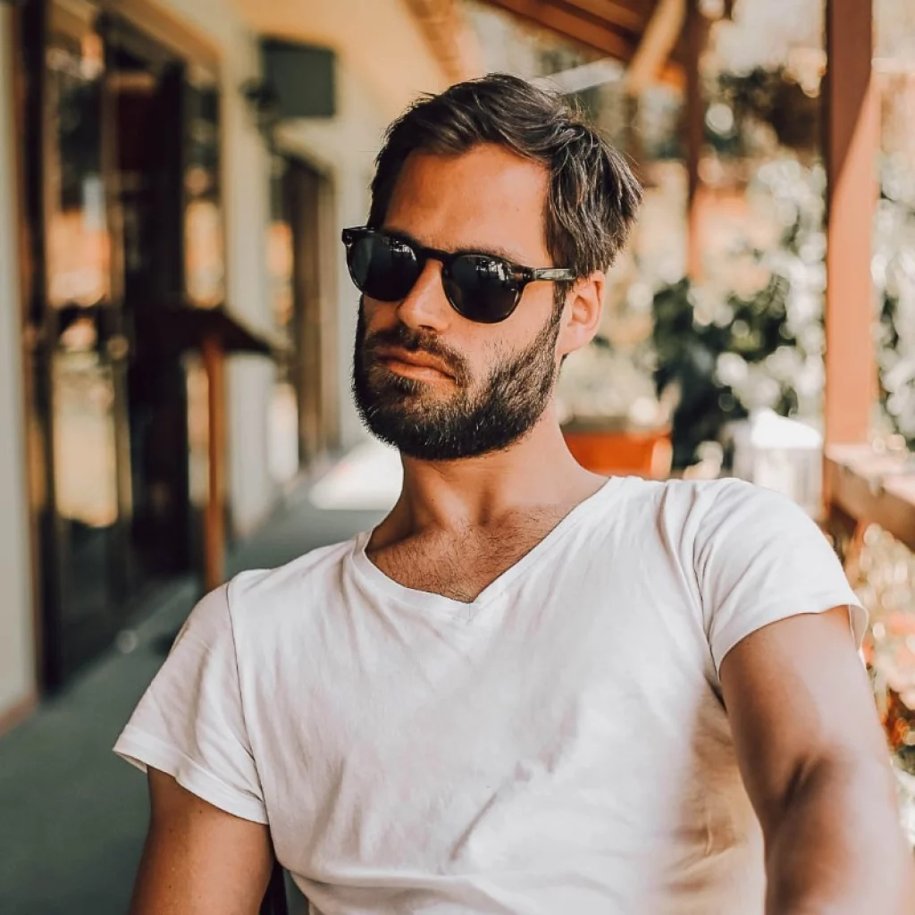 Dustin Figge, Founding Partner at Boring Ventures, an serial entrepreneur who founded multiple companies & expanded them.